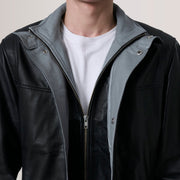 Vista interna Showing Quilted Polyester Lining &amp; Dual Inside Utility Storage Pockets