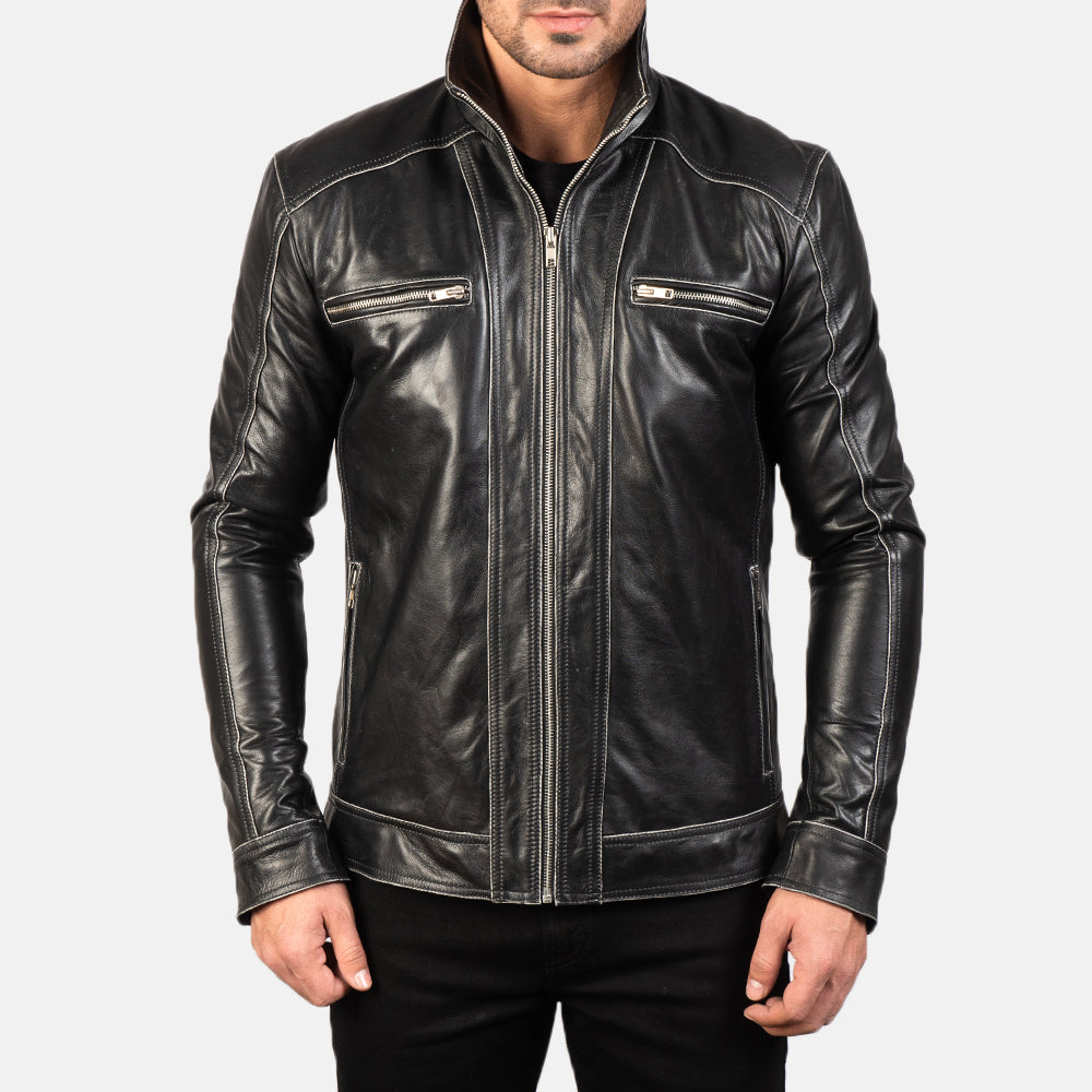 Dettaglio ravvicinato of High neck Band &amp; Zipper Hardware on Hudson Black Leather Biker Jacket