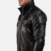 Vista interna Showing Quilted viscose lining &amp; Dual Inside Utility Storage Pockets