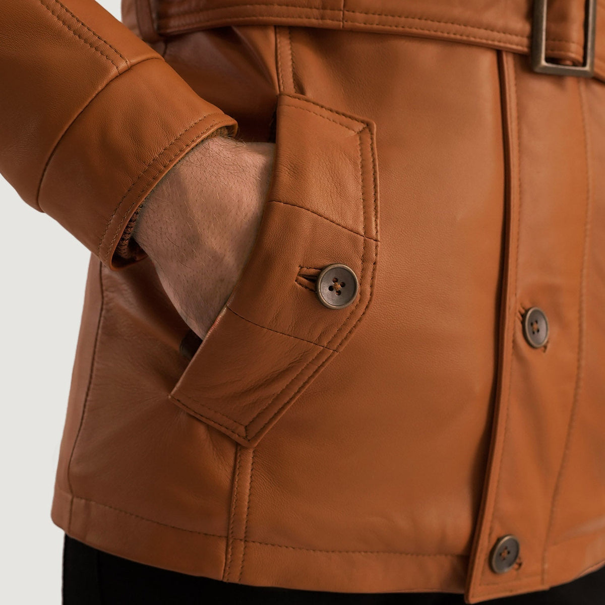 
Vista interna Showing Fully Faux Fur Lined & Due tasche interne funzionali