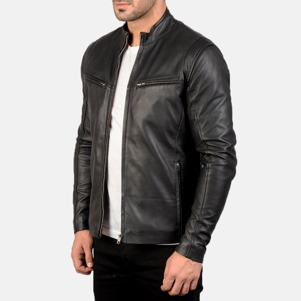 Black Sheepskin Leather Biker Jacket - Vista posteriore Showing Tailored Shoulder Fit &amp; Clean Hemline