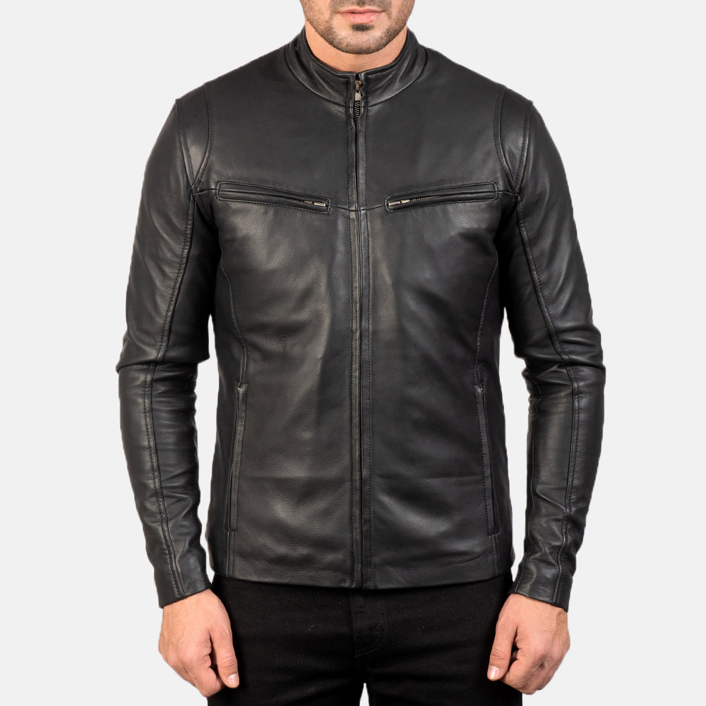 Dettaglio ravvicinato of Band &amp; Zipper Hardware on Men's Ionic Black Leather Jacket