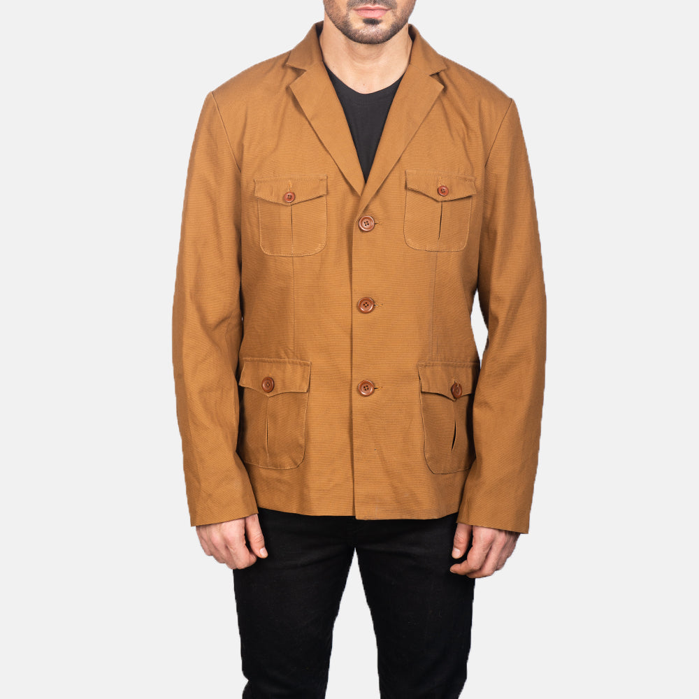 Dettaglio ravvicinato of Notch &amp; Button Hardware on Kajetan Khaki Safari Giacca in Pelle da Uomo