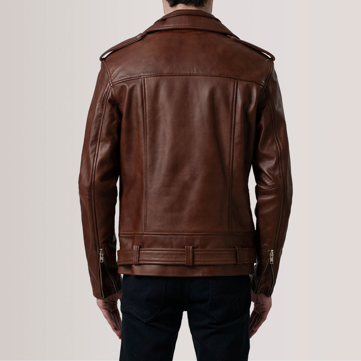 Dettaglio ravvicinato of Notch &amp; Zipper &amp; Waist Straps Hardware on Kole Waxed Marrone Leather Double Rider Giacca in Pelle da Uomo