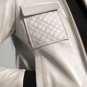 Vista interna Showing Quilted viscose lining &amp; Dual Inside Utility Storage Pockets