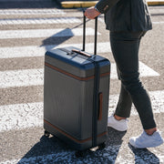 Urban Graphite Large Suitcase Zuna da Donna, detail view 1