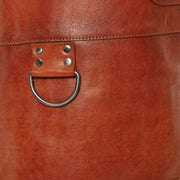 Dettaglio ravvicinato of Classic Collar &amp; Heavy-Duty Zipper Hardware on Leather Apron Churrasco da Donna