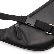 Solid Antique Brass Hardware &amp; Heavy-Duty Dual Zipper Detail on Vernio Full-Grain Cintura in Pelle Bag da Donna