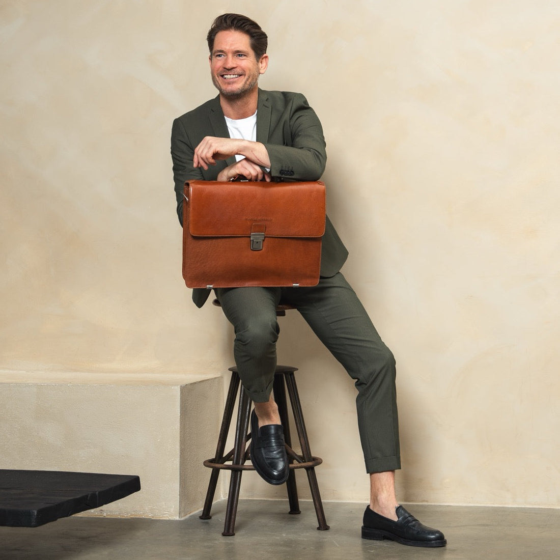 Salvatore Full-Grain Leather Briefcase da Uomo – Vista prodotto alternativa 3