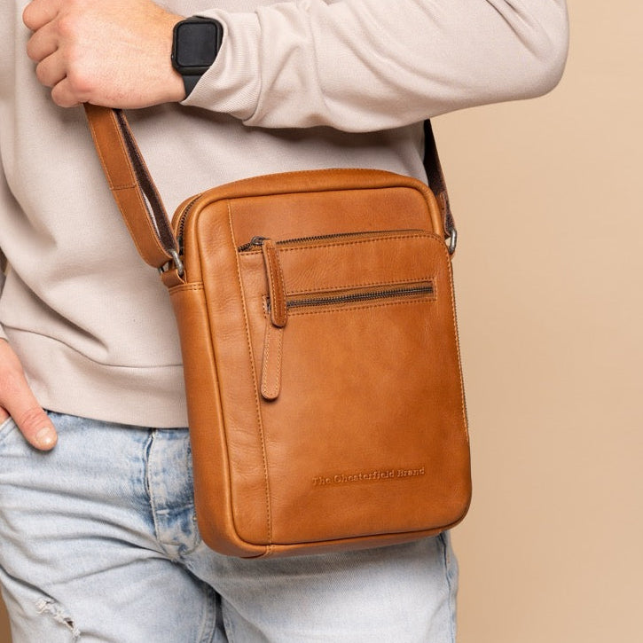 Dessau Full-Grain Leather Crossbody Bag da Uomo – Vista prodotto alternativa 2