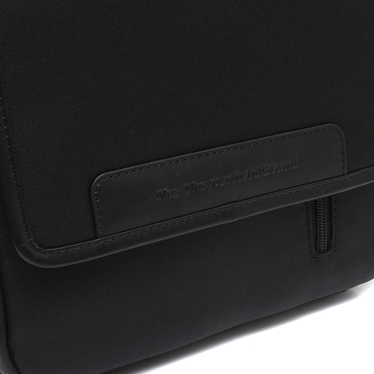 Vista interna Showing Dedicated Padded Laptop Sleeve &amp; Multi-Compartment Organization