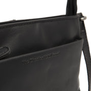 Solid Antique Brass Hardware &amp; Heavy-Duty Dual Zipper Detail on Salerno Full-Grain Leather Crossbody Bag da Donna