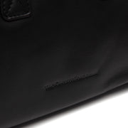 Authentic 100% Full-Grain Leather Grain Texture &amp; Heavy-Duty Seam Stitching Detail