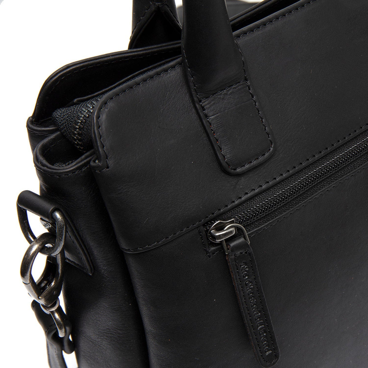 Authentic 100% Full-Grain Leather Grain Texture &amp; Heavy-Duty Seam Stitching Detail