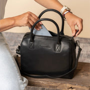 Langton Full-Grain Leather Handbag da Donna - Lateral Side Profile View Showing Sleeve Cut &amp; Athletic Taper Fit