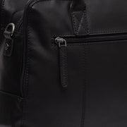 
Vista interna Showing Quilted Viscose Lining & Due tasche interne funzionali