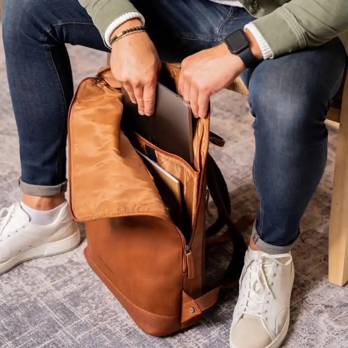 Larsson Full-Grain Leather Laptop Backpack da Donna – Vista prodotto alternativa 3