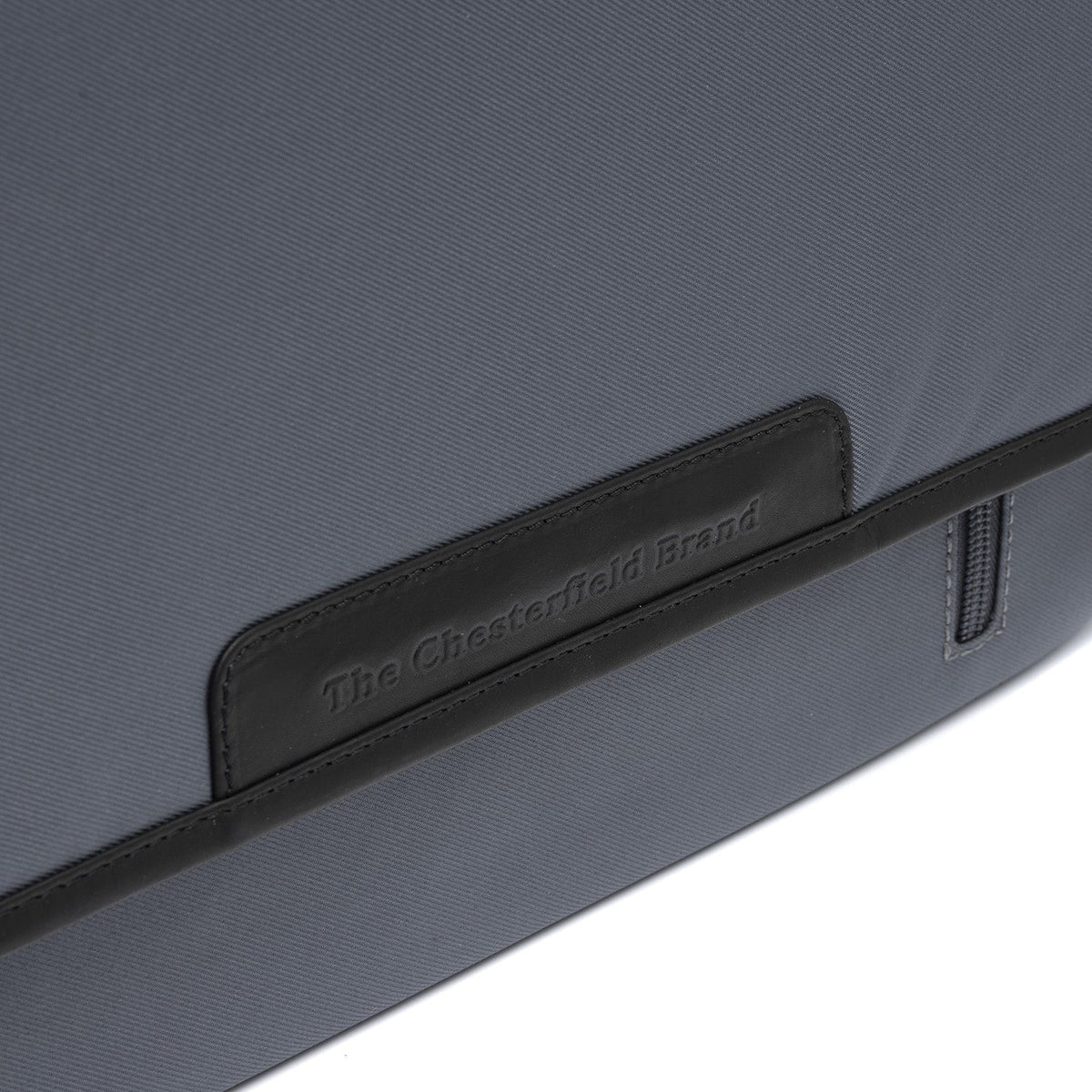 Vista interna Showing Dedicated Padded Laptop Sleeve &amp; Multi-Compartment Organization