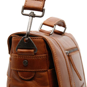 Vista interna Showing Dedicated Padded Laptop Sleeve &amp; Multi-Compartment Organization