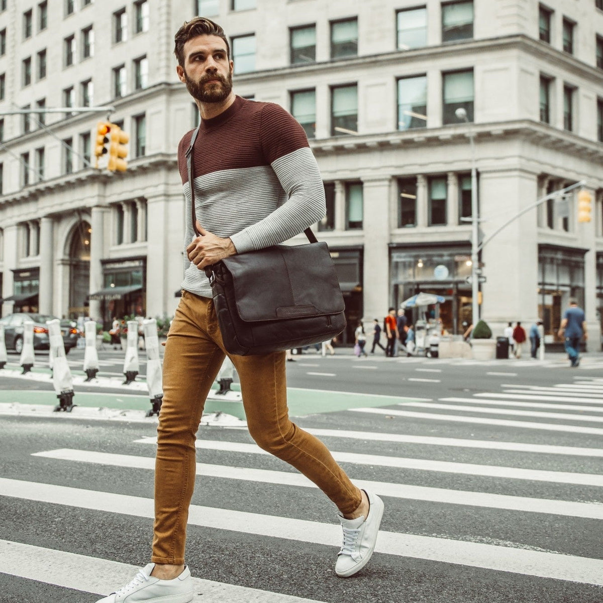 Richard Full-Grain Leather Laptop Bag da Uomo – Vista prodotto alternativa 2