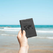Classic 100% Full-Grain leather Goods - Vista posteriore Showing Tailored Shoulder Fit &amp; Clean Hemline