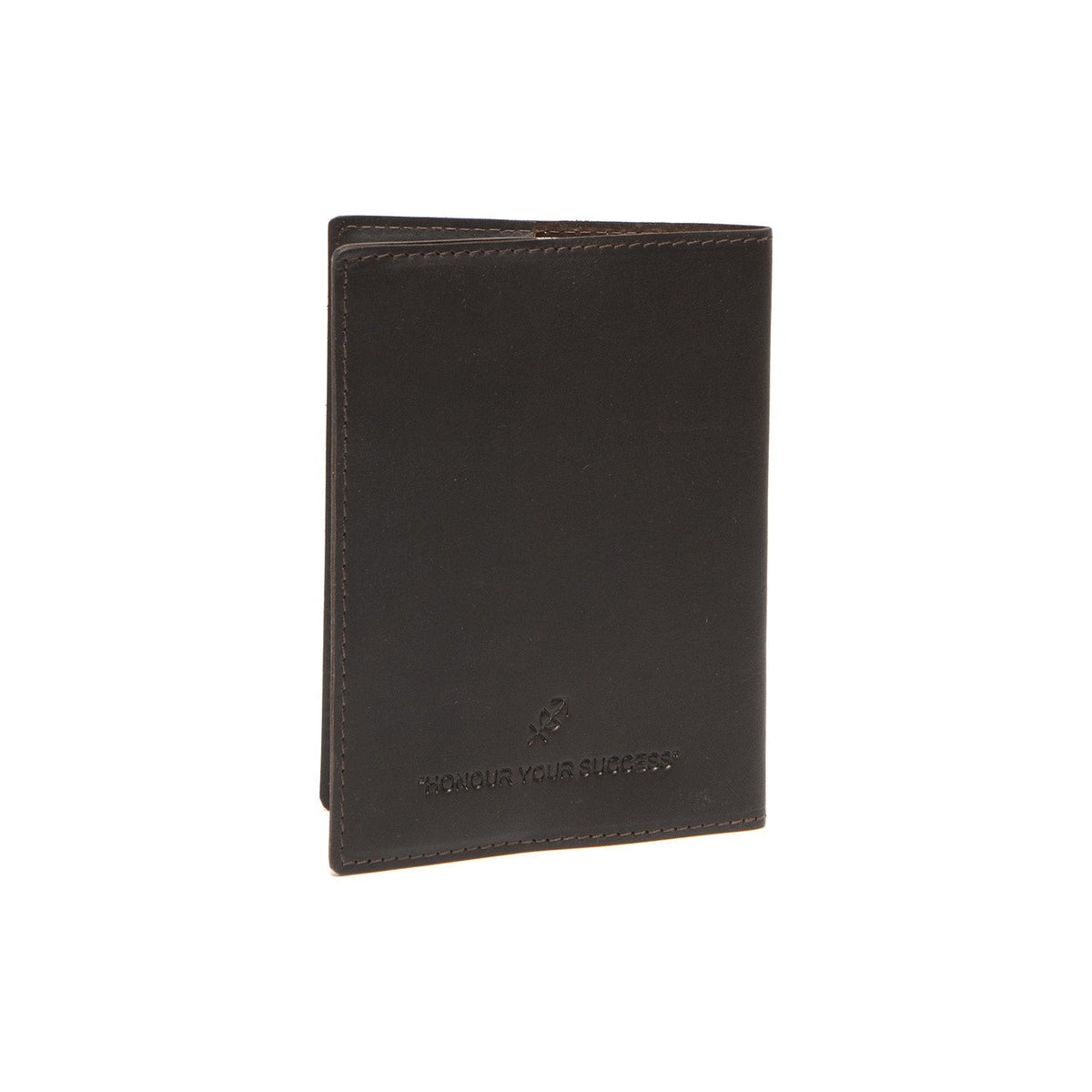 Styled Fit Perspective of Leather Passport Case da Donna on Model - Natural Daylight Drape