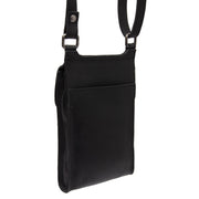 Tailored Rib Cuffs &amp; Hem Craftsmanship Construction Detail on Nebra Full-Grain Leather Phone Bag da Donna