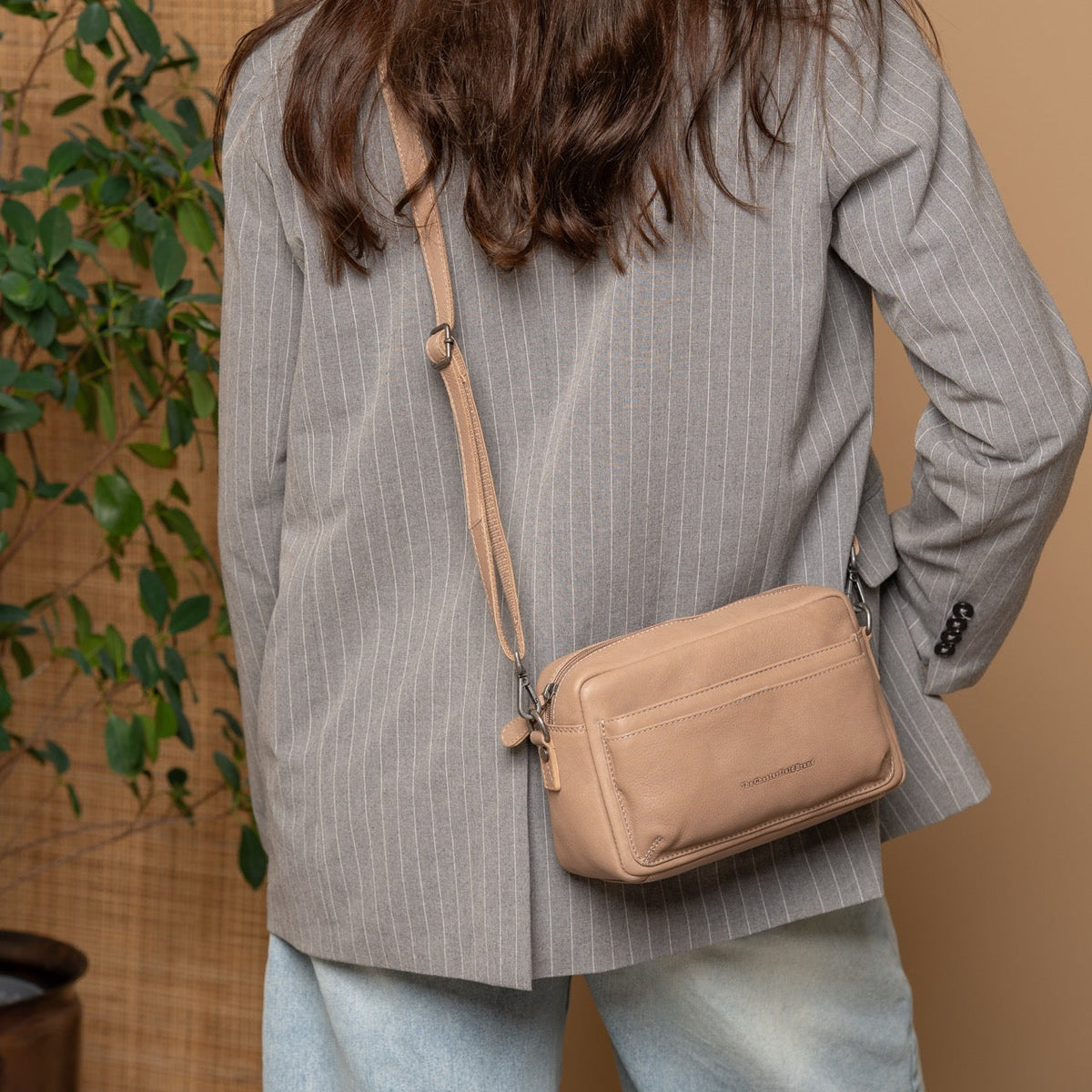 Liora Full-Grain Leather Shoulder Bag da Donna – Vista prodotto alternativa 2