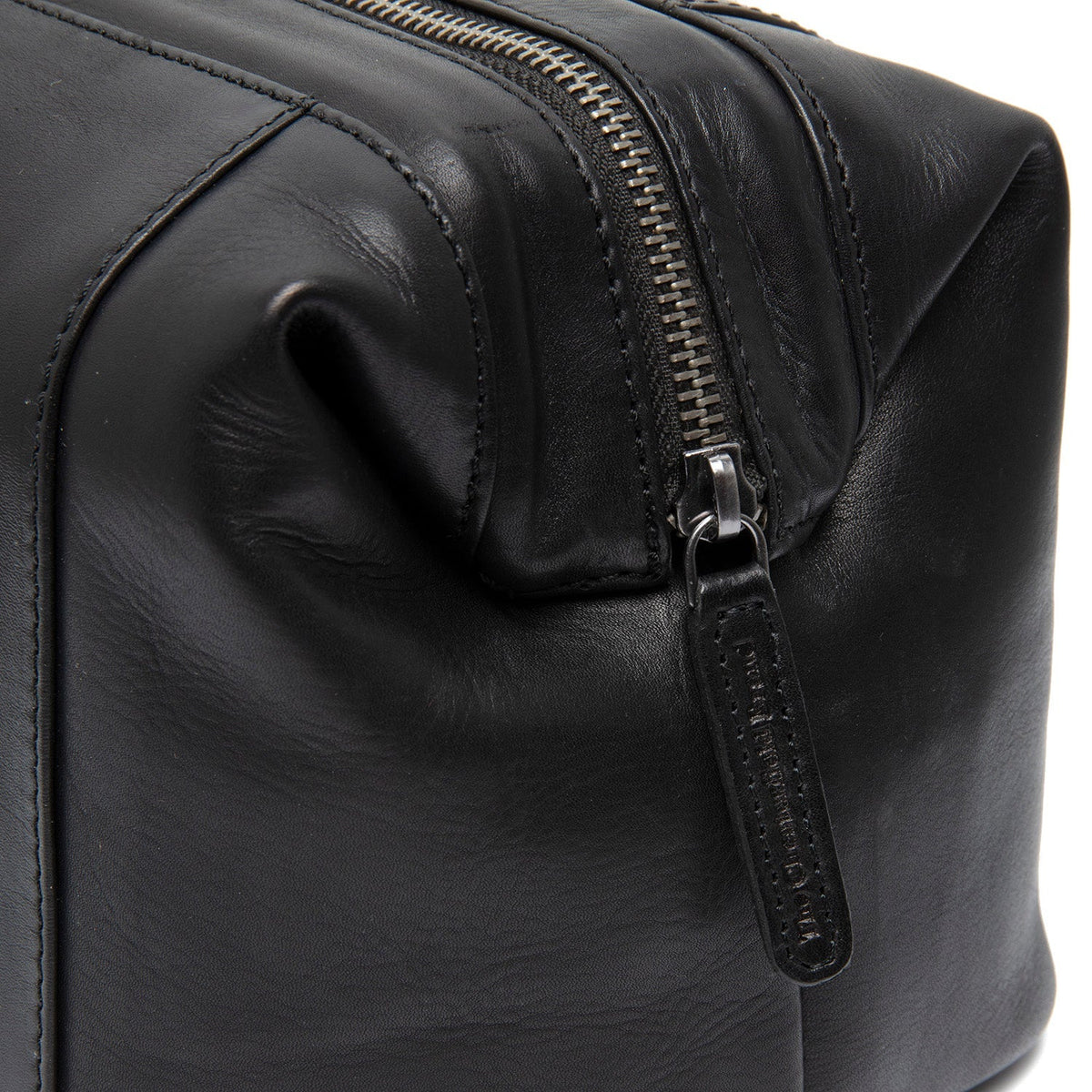 
Vista interna Showing Quilted Viscose Lining & Due tasche interne funzionali