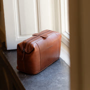 
Biassa Necessaire da viaggio in pelle pieno fiore – alternate product view 2