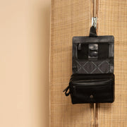 Rosario Full-Grain Leather Toiletry Bag da Donna - Lateral Side Profile View Showing Sleeve Cut &amp; Athletic Taper Fit