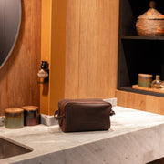 Stacey Full-Grain Leather Toiletry Bag da Donna – Vista prodotto alternativa 2
