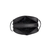 Tailored Rib Cuffs &amp; Hem Craftsmanship Construction Detail on Stefan Full-Grain Leather Toiletry Bag da Donna