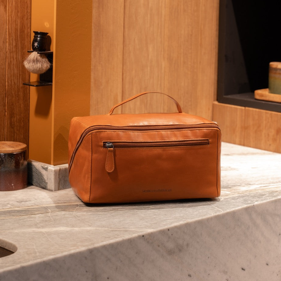 Trevia Full-Grain Leather Toiletry Bag da Donna – Vista prodotto alternativa 2