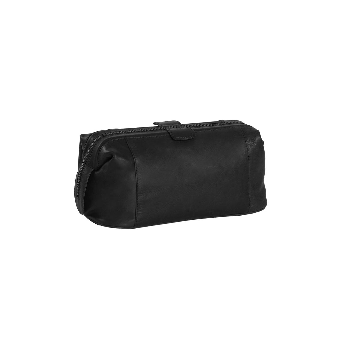 Dettaglio ravvicinato of Classic Collar &amp; Heavy-Duty Zipper Hardware on Vince Full-Grain Leather Toiletry Bag da Donna