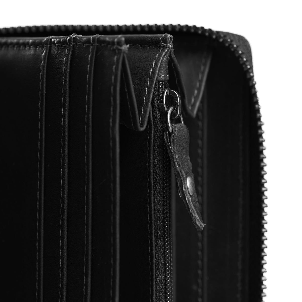 
Vista interna Showing Dedicated Padded Laptop Sleeve & Multi-Compartment Organization