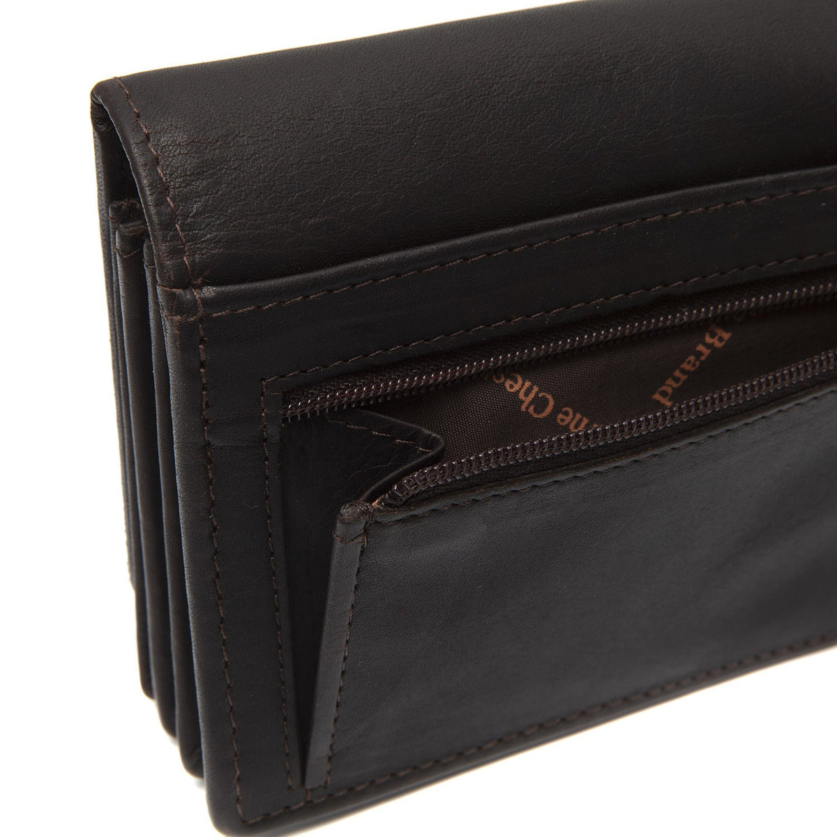 Solid Antique Brass Hardware &amp; Heavy-Duty Dual Zipper Detail on Salzburg Full-Grain Portafoglio in Pelle da Donna