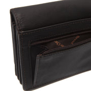 Solid Antique Brass Hardware &amp; Heavy-Duty Dual Zipper Detail on Salzburg Full-Grain Portafoglio in Pelle da Donna