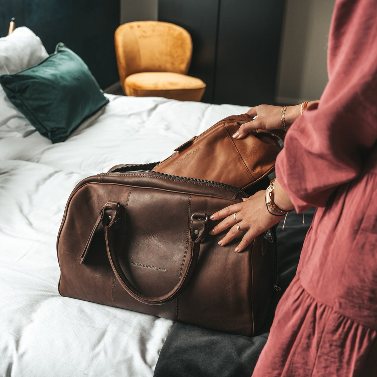Liam Full-Grain Leather Weekender Bag da Donna – Vista prodotto alternativa 3