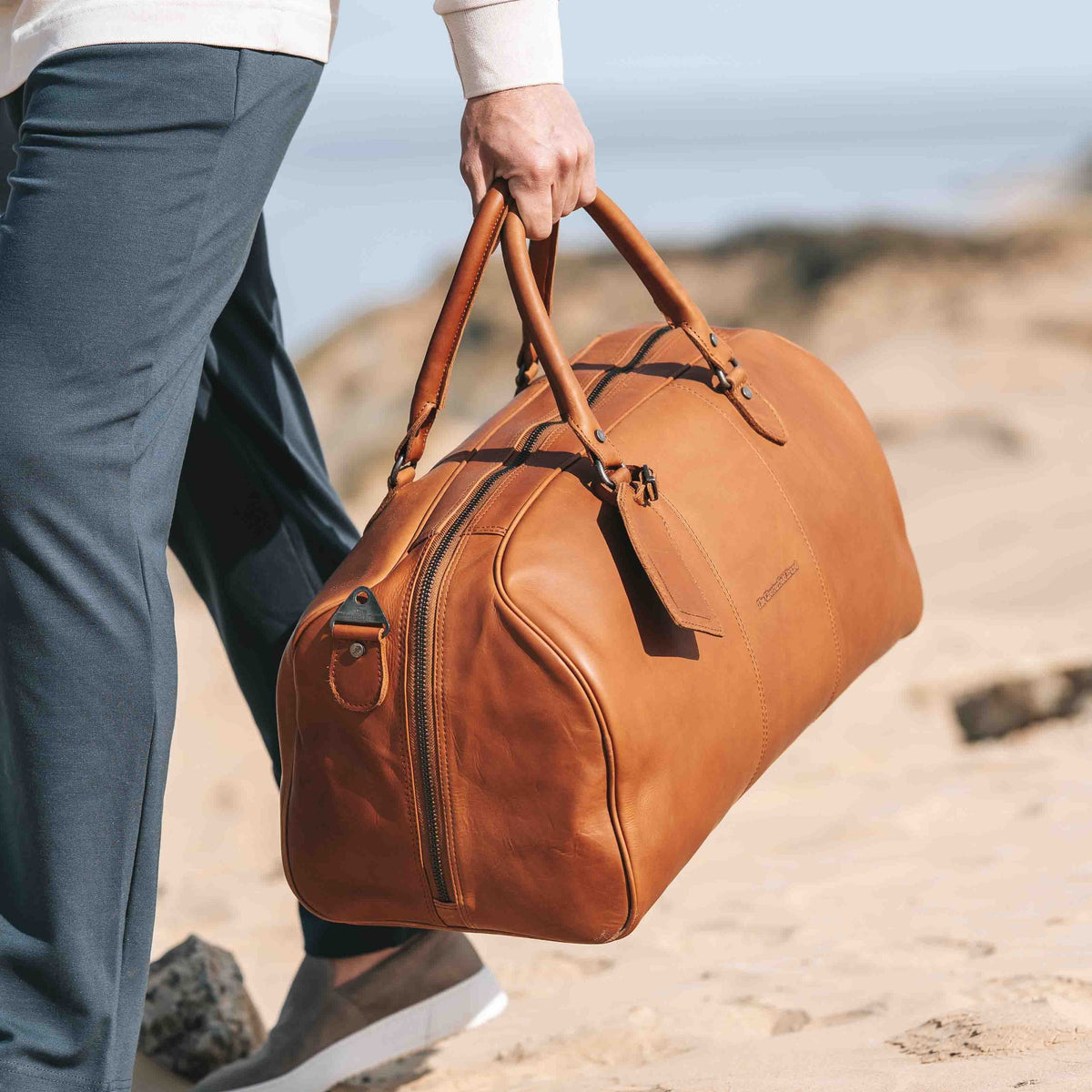 William Full-Grain Leather Weekender Bag da Donna – Vista prodotto alternativa 2