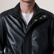 Vista interna Showing Quilted Polyester Lining &amp; Dual Inside Utility Storage Pockets