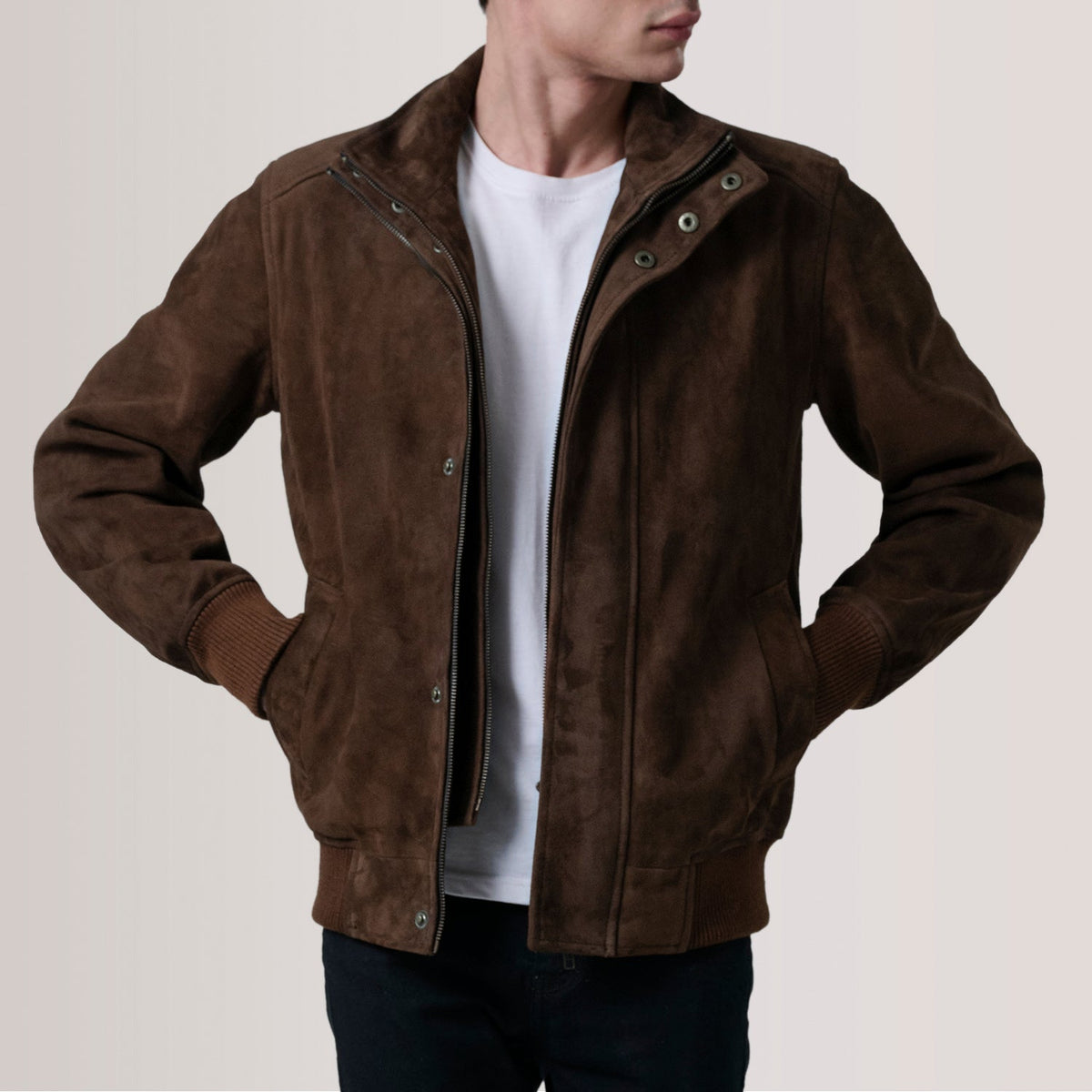 Tailored Rib Cuffs &amp; Hem Craftsmanship Construction Detail on Lester Marrone Suede Bomber in Pelle da Uomo For Men