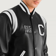 
Dettaglio ravvicinato of Varsity & Snap Button Hardware on Liberte California Nero Leather Varsity Giacca in Pelle da Uomo