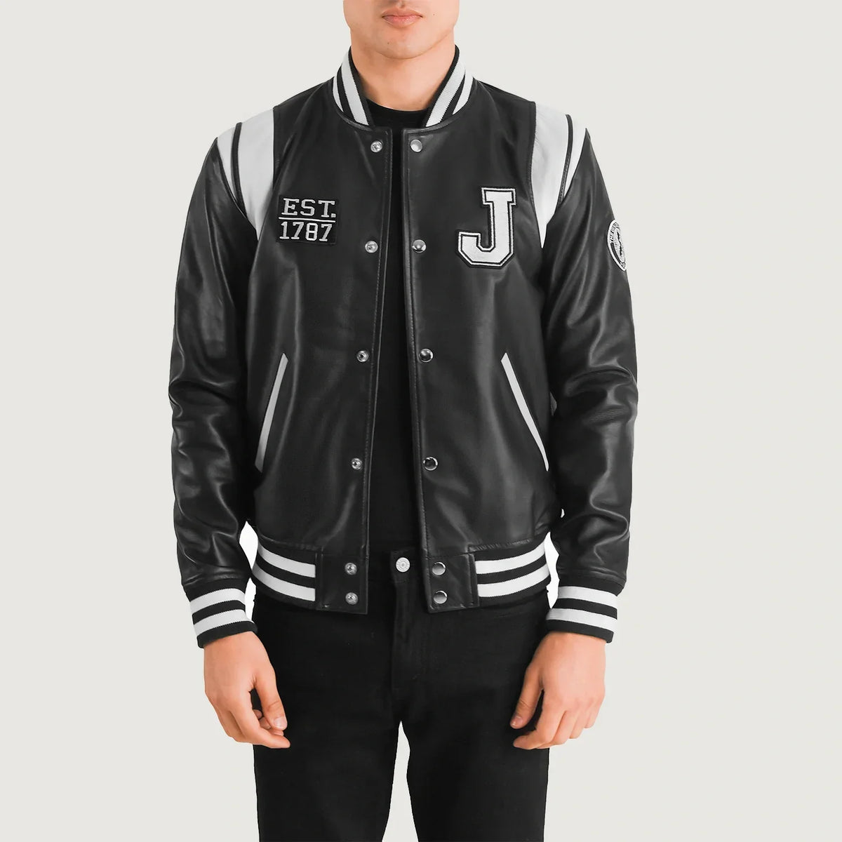 Liberte New Jersey Nero Leather Varsity Giacca in Pelle da Uomo in Black &amp; White Sheepskin Leather - Vista frontale e linea su misura | Acquista online