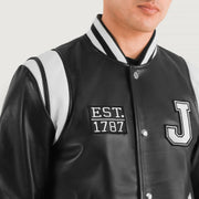 Dettaglio ravvicinato of Varsity &amp; Snap Button Hardware on Liberte New Jersey Nero Leather Varsity Giacca in Pelle da Uomo