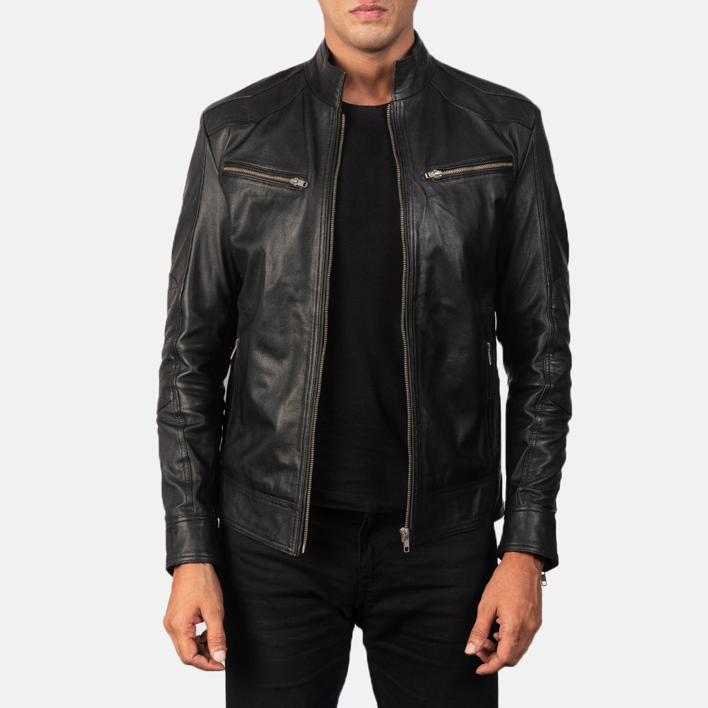 
Mack Nero Giacca Biker in Pelle da Uomo in Black Goatskin Leather - Vista frontale e silhouette sartoriale | Acquista online