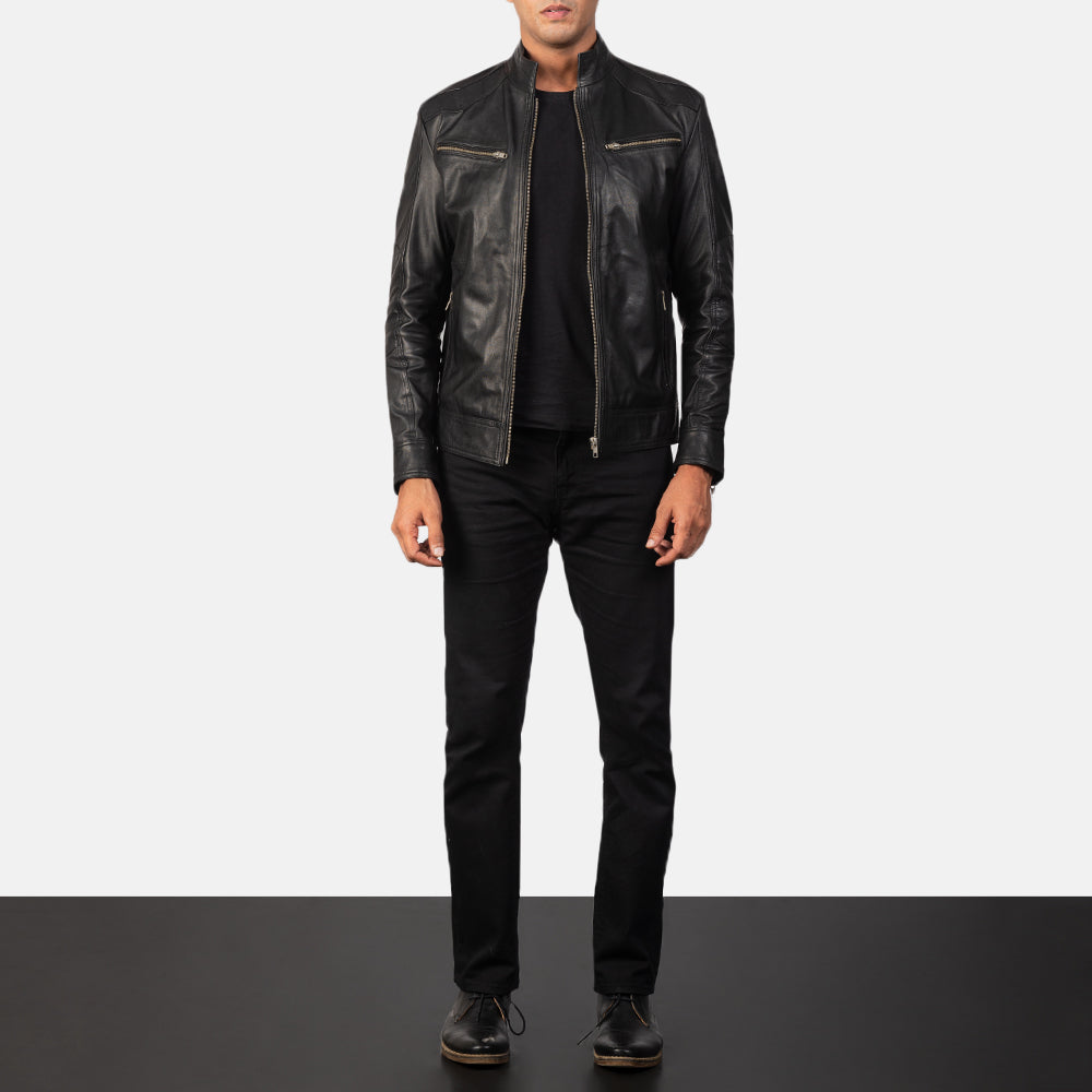 
Mack Nero Giacca Biker in Pelle da Uomo - Vista laterale che mostra il taglio ergonomico delle maniche