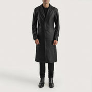 
Mateo Black Leather Single Breasted Coat - Vista laterale che mostra il taglio ergonomico delle maniche