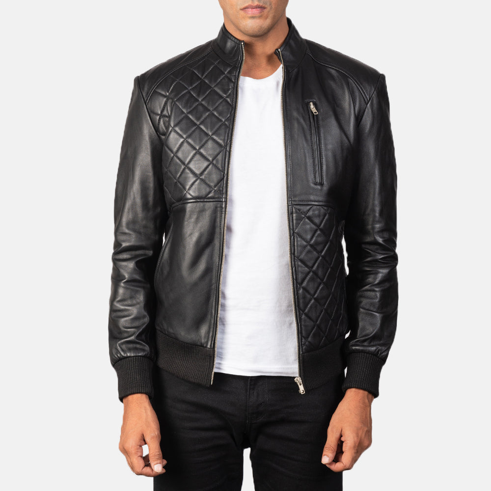 Moda Black Leather Bomber Jacket in Black Sheepskin Leather - Vista frontale e linea su misura | Acquista online