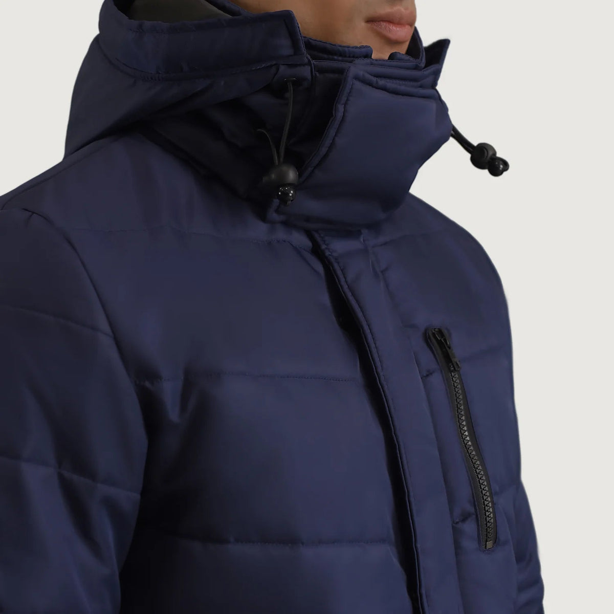 
Vista interna Showing Quilted Viscose Lining & Due tasche interne funzionali